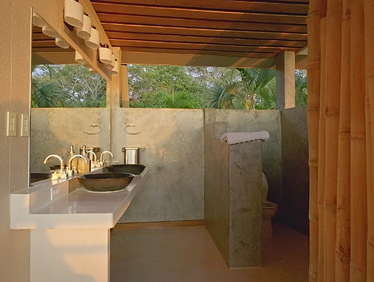 outdoor bathroom