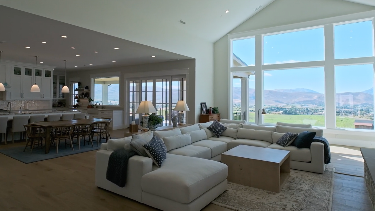 Luxury Custom Home Living Room, Utah