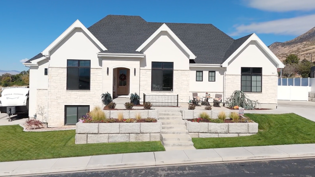 White Luxury Custom Home, Utah